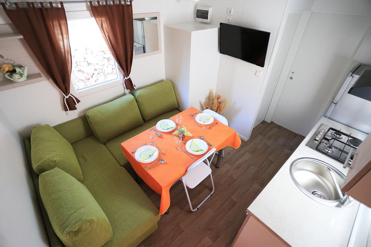 Mobile Homes-Slanica Murter Luaran gambar