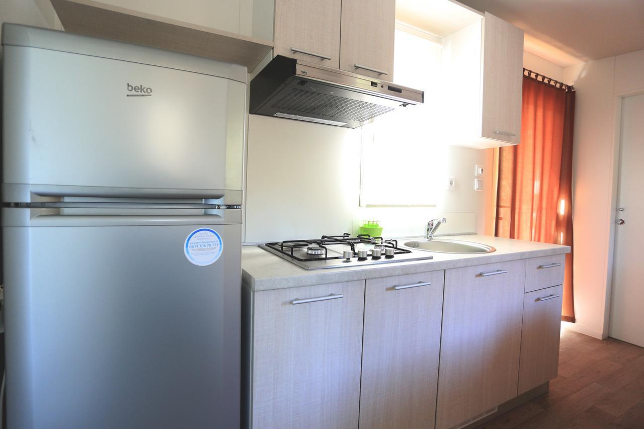 Mobile Homes-Slanica Murter Luaran gambar