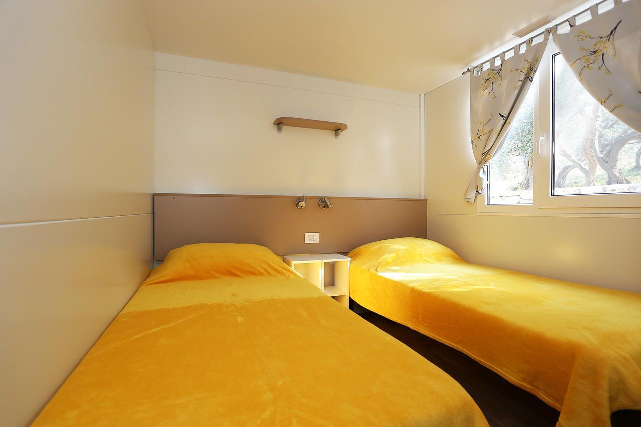 Mobile Homes-Slanica Murter Luaran gambar