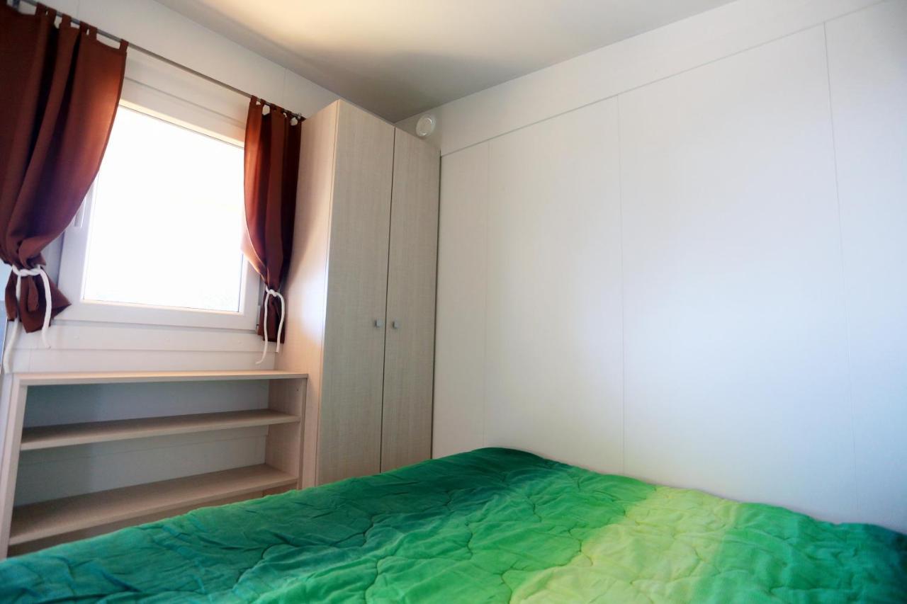 Mobile Homes-Slanica Murter Luaran gambar