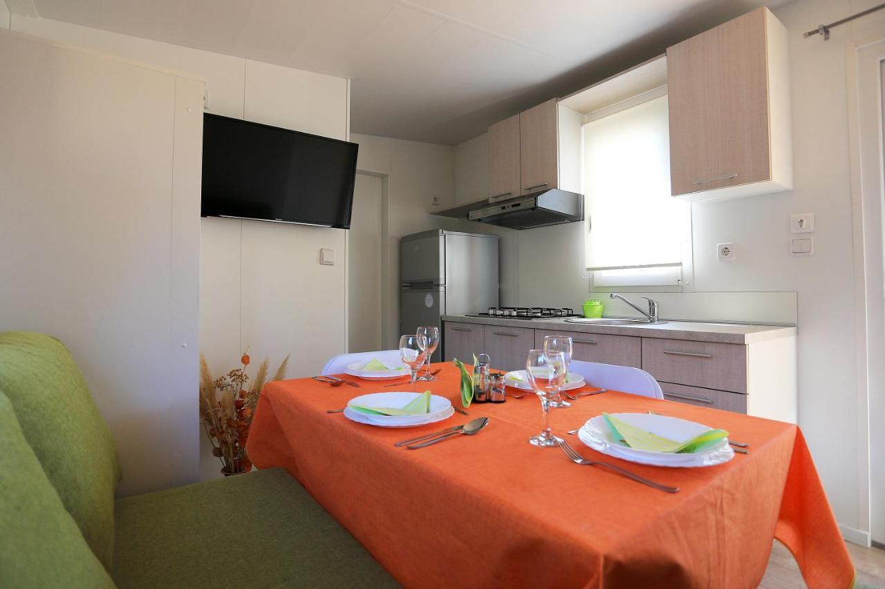 Mobile Homes-Slanica Murter Luaran gambar